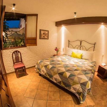 Hotel Meson De Los Remedios Morelia Zewnętrze zdjęcie