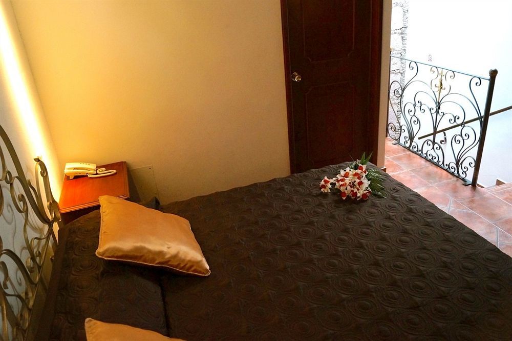 Hotel Meson De Los Remedios Morelia Zewnętrze zdjęcie
